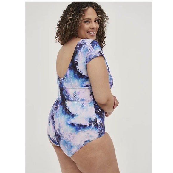 Torrid ACTIVE SWIM SCOOP BACK ONE-PIECE - OCEAN PRINT BLUE - Picture 3 of 11